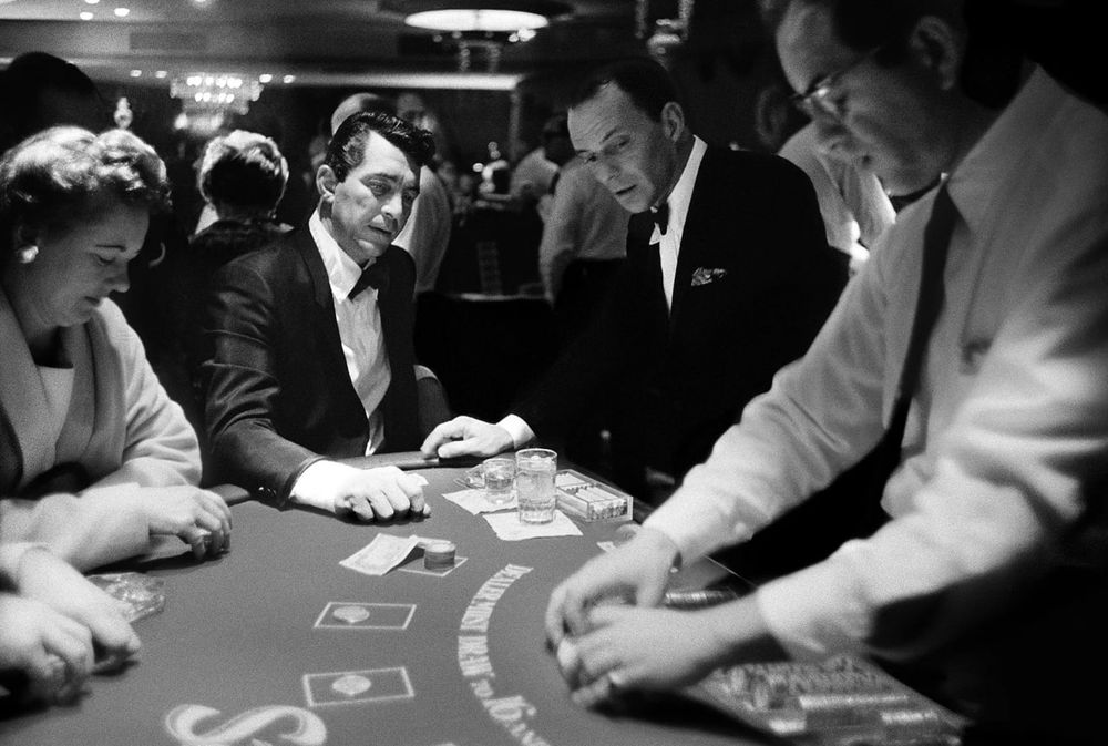 hhPoker怎么下载
